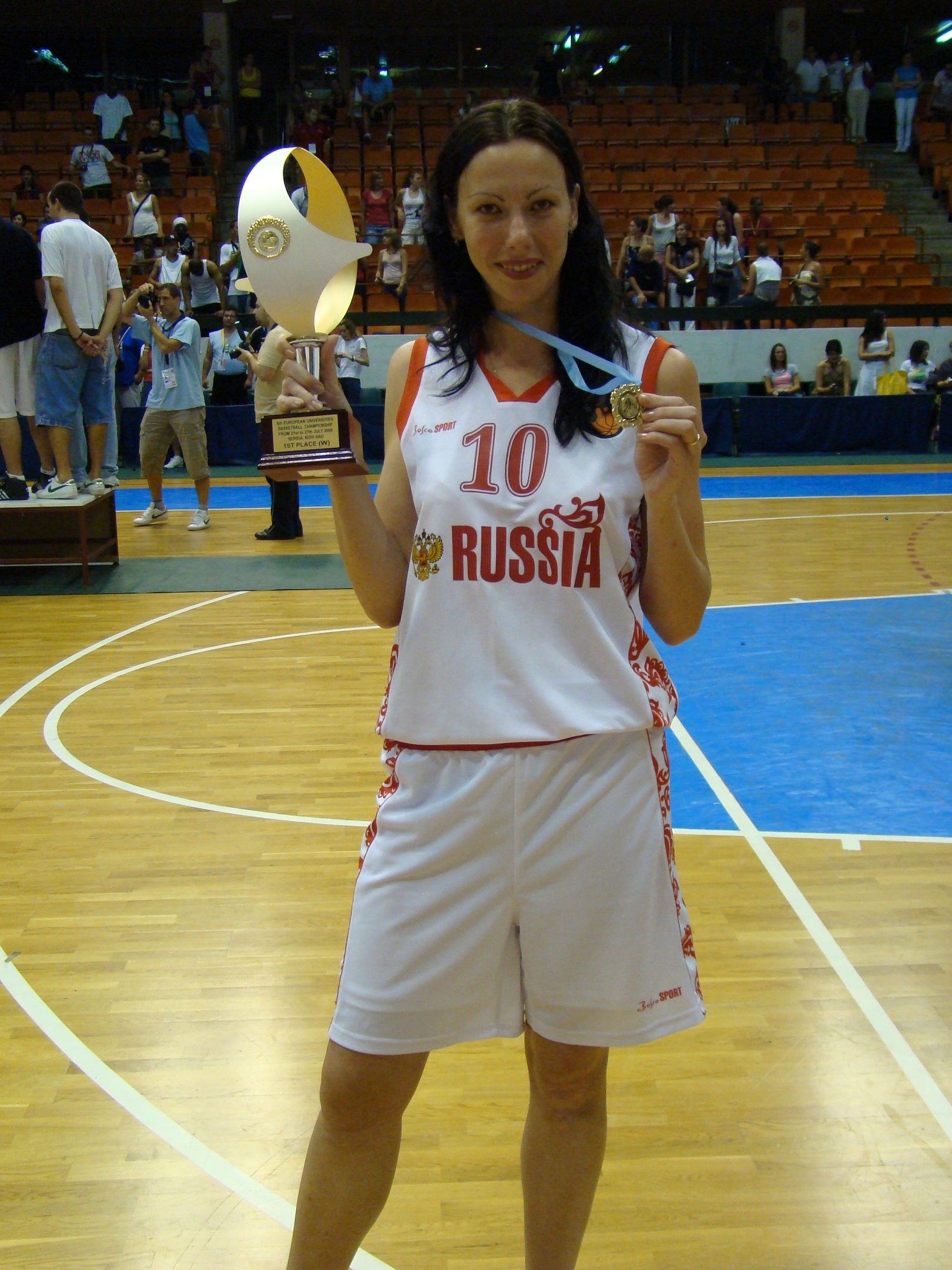 На фото Марина Овчинникова