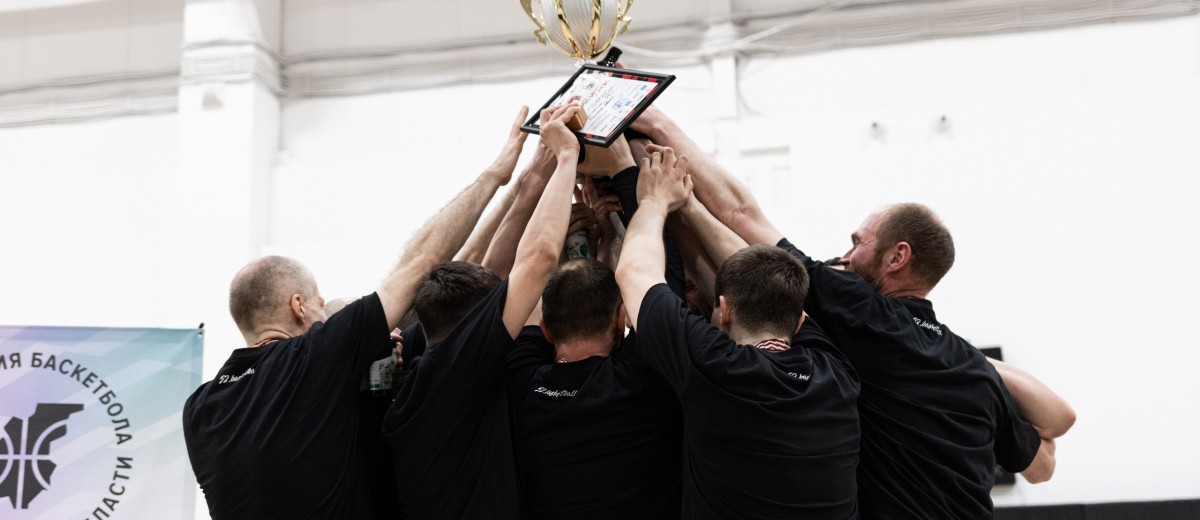 «UNAGRANDE» — Чемпионы в дивизионе «Ветераны 40+»!