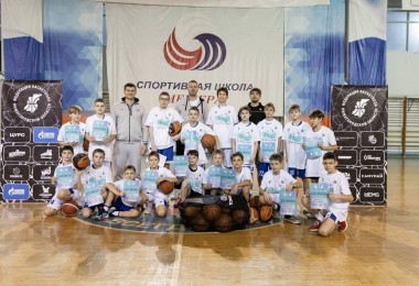 Сергей Козин и Роман Гореловский провели мастер-класс для воспитанников СШ «Мещера»